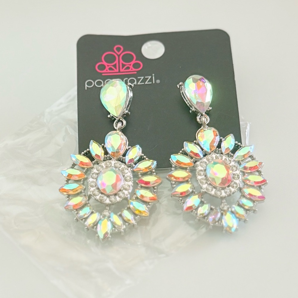 Paparazzi Silver/Iridescent Earrings